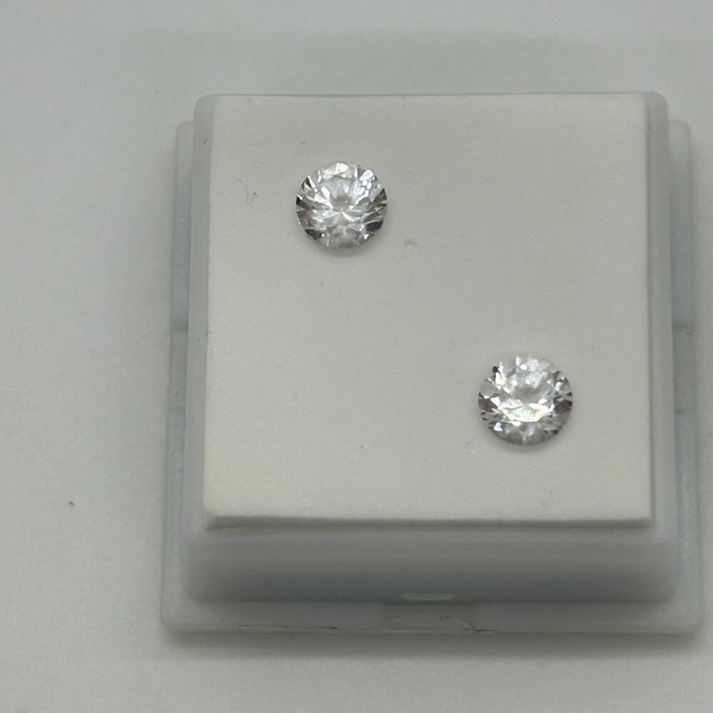 Lab Created White Sapphire Round Cut 6.5mm 2.50 CTW Gemstones For Jewelry Making - Picture 5 of 11